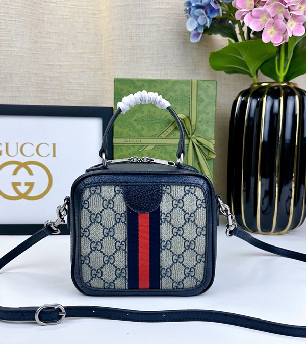 激安グッチバッグコピー内部構造